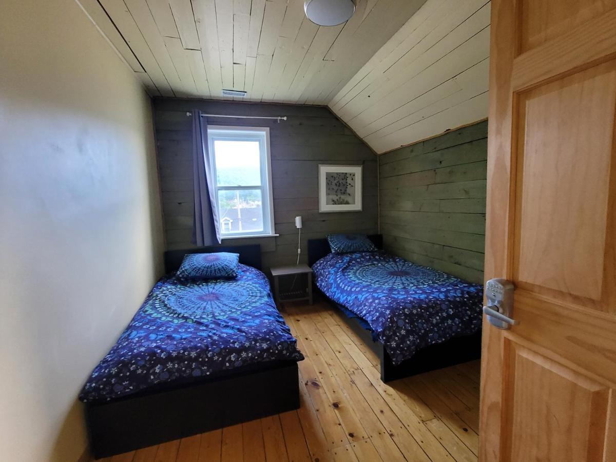 23Maple Bed & Breakfast Haliburton Exterior photo